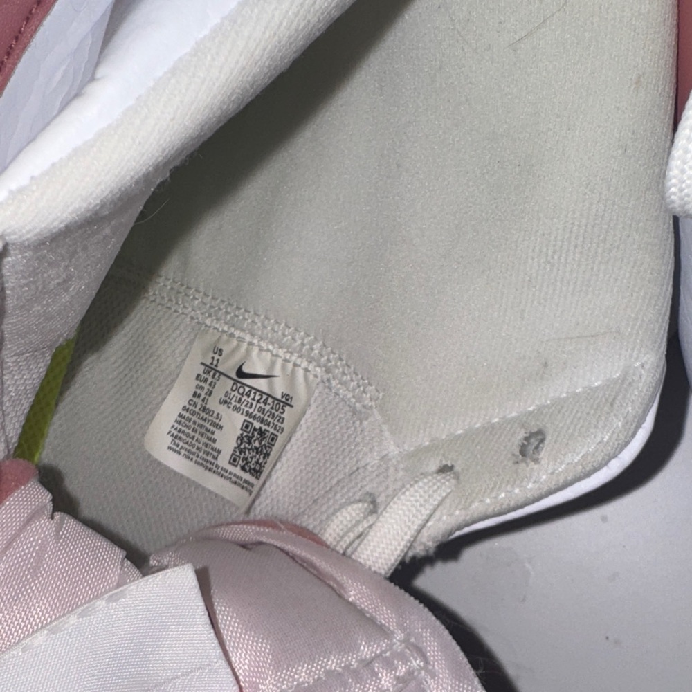 Nike Women's White and Pink High-Top Sneakers - Picture 10 of 10